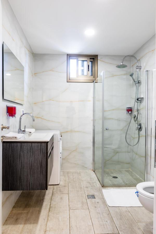 Boutique Sea Residence By The Beach เทลอาวีฟ ภายนอก รูปภาพ